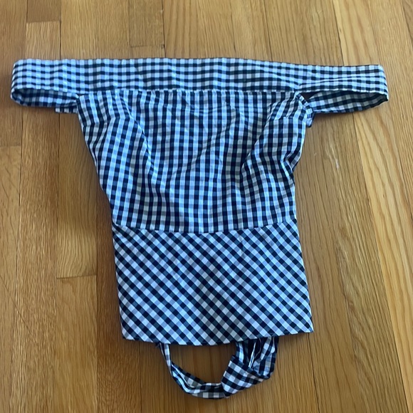 Express off the should black and white top - Picture 1 of 2